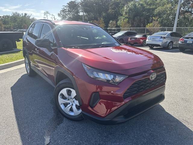 2019 Toyota RAV4 LE FWD photo