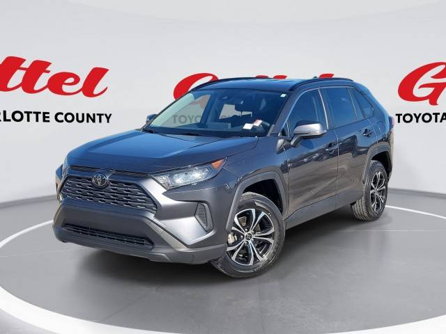 2019 Toyota RAV4 LE FWD photo