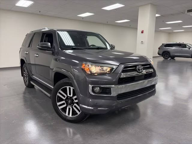 2020 Toyota 4Runner Limited 4WD photo
