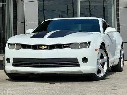 2015 Chevrolet Camaro LT RWD photo