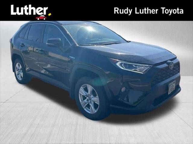 2020 Toyota RAV4 Hybrid XLE AWD photo