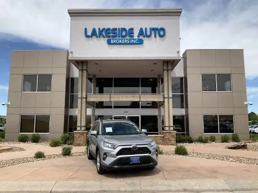 2019 Toyota RAV4 XLE FWD photo