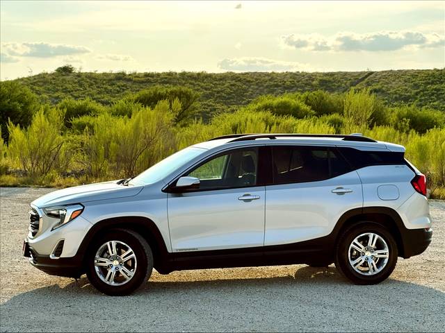 2020 GMC Terrain SLE FWD photo