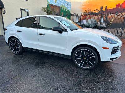 2020 Porsche Cayenne Coupe  AWD photo