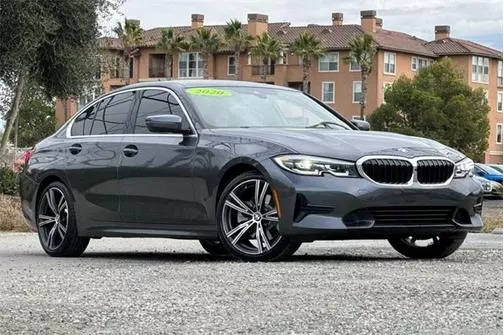 2020 BMW 3 Series 330i RWD photo