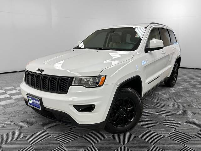 2020 Jeep Grand Cherokee Laredo E 4WD photo