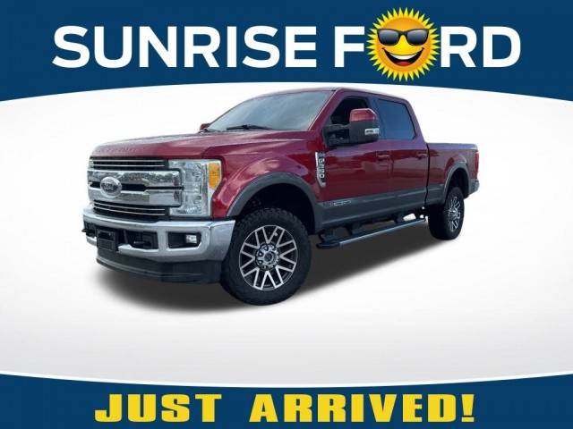 2017 Ford F-350 Super Duty Lariat 4WD photo