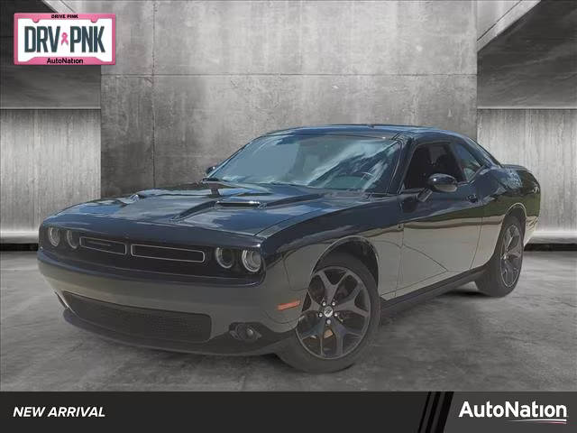 2019 Dodge Challenger SXT RWD photo