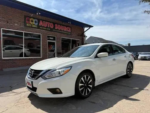 2018 Nissan Altima 2.5 SV FWD photo