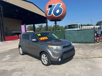 2016 Kia Soul + FWD photo