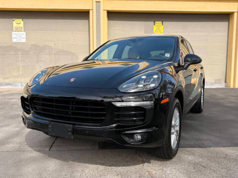 2016 Porsche Cayenne  AWD photo