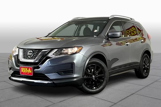 2020 Nissan Rogue SV FWD photo