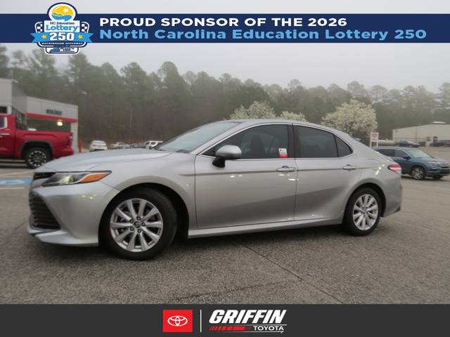 2020 Toyota Camry LE FWD photo