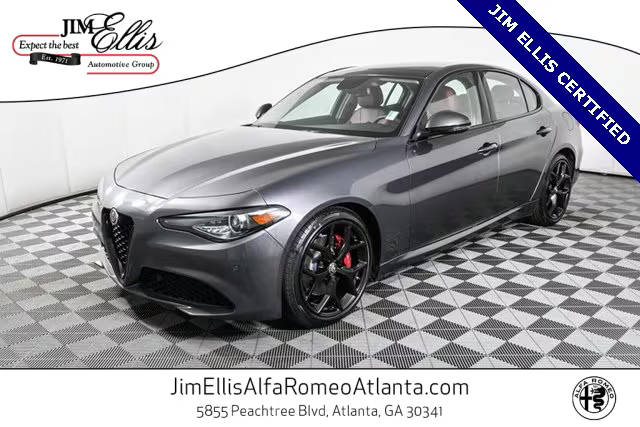 2019 Alfa Romeo Giulia Ti RWD photo