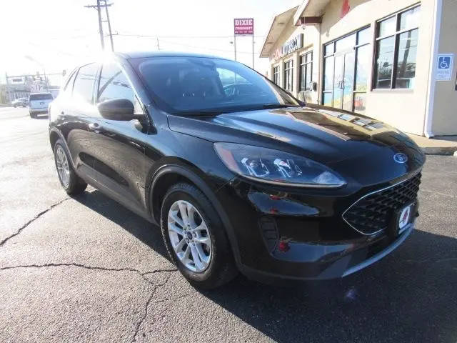 2020 Ford Escape SE FWD photo
