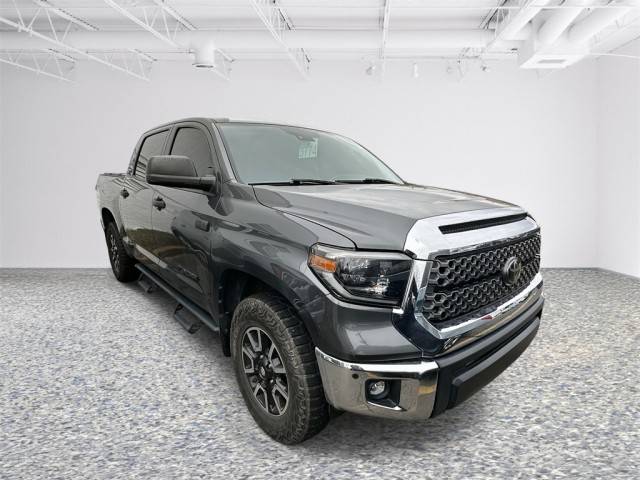 2020 Toyota Tundra SR5 4WD photo