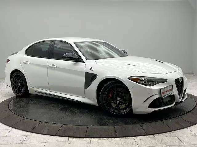 2019 Alfa Romeo Giulia Quadrifoglio RWD photo