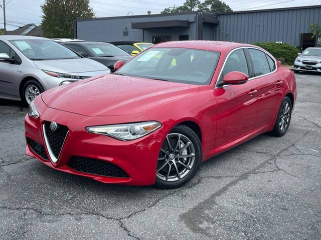 2019 Alfa Romeo Giulia  RWD photo