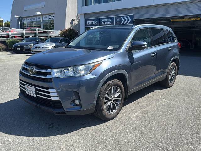 2019 Toyota Highlander XLE AWD photo
