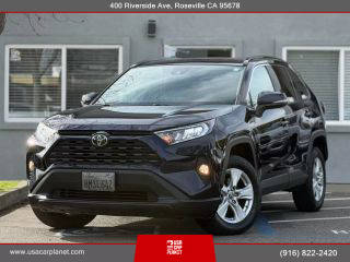 2019 Toyota RAV4 XLE FWD photo