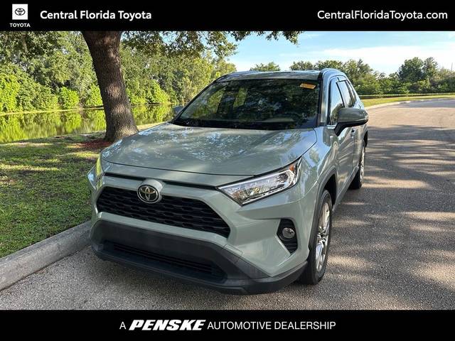 2019 Toyota RAV4 XLE Premium FWD photo