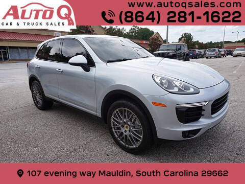 2016 Porsche Cayenne  AWD photo