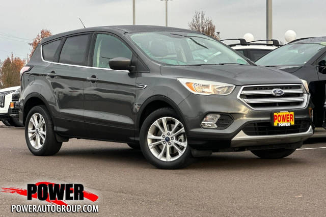 2017 Ford Escape SE 4WD photo