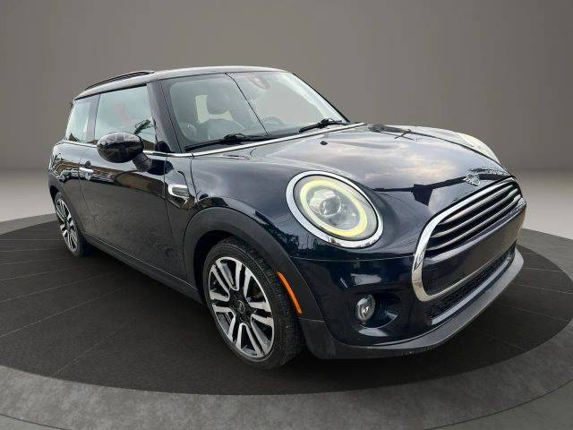 2020 MINI Hardtop 2 Door Cooper FWD photo