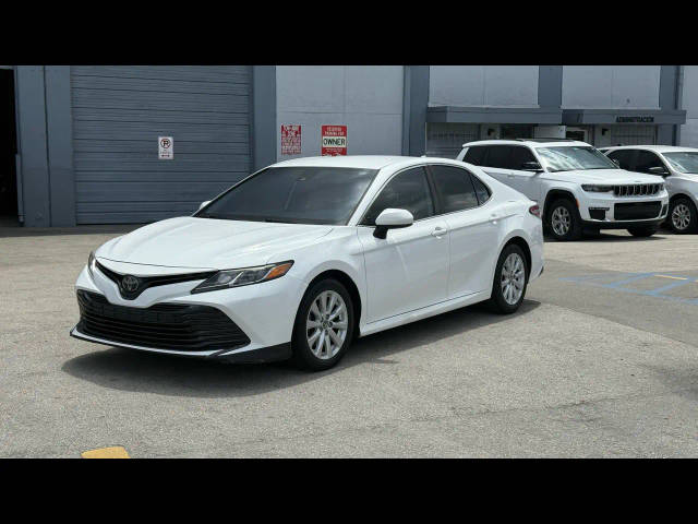2019 Toyota Camry LE FWD photo