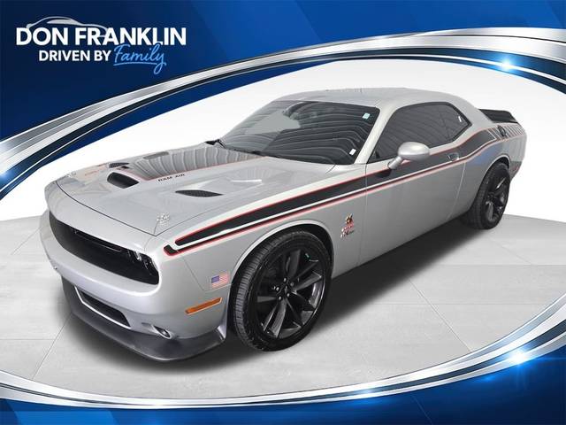 2019 Dodge Challenger R/T Scat Pack RWD photo