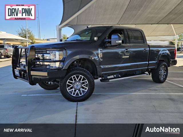 2019 Ford F-250 Super Duty LARIAT 4WD photo