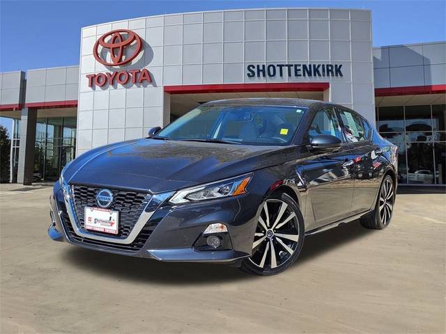 2020 Nissan Altima 2.5 Platinum FWD photo