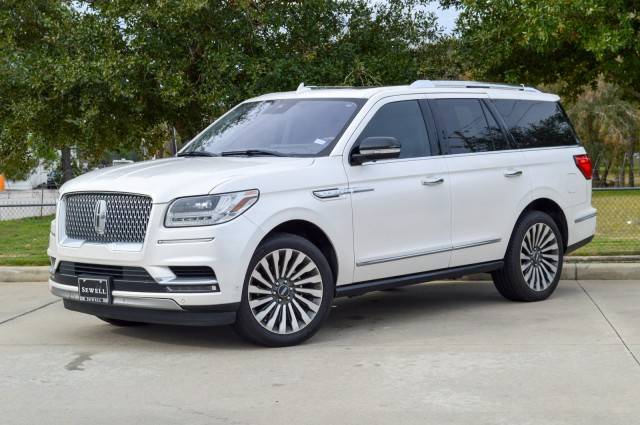 2019 Lincoln Navigator Reserve 4WD photo