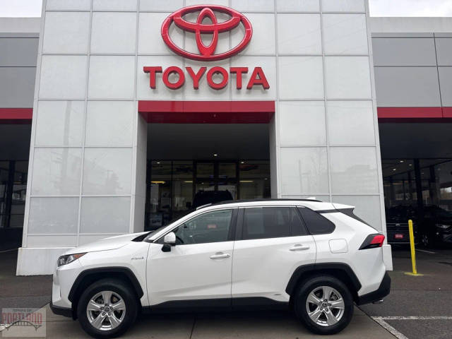 2019 Toyota RAV4 Hybrid XLE AWD photo