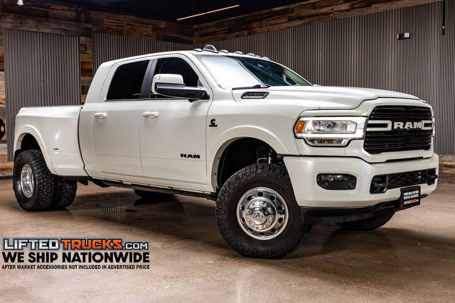 2019 Ram 3500 Laramie 4WD photo