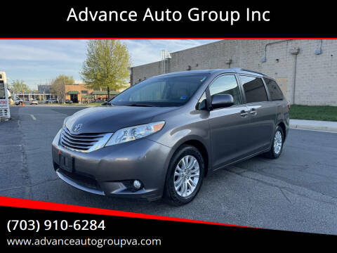 2017 Toyota Sienna XLE FWD photo
