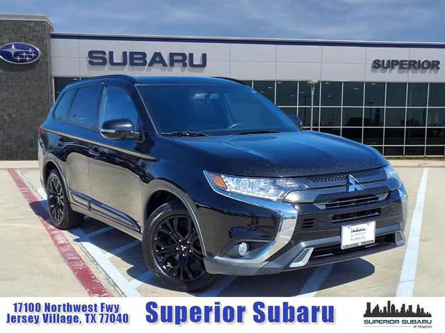 2019 Mitsubishi Outlander LE FWD photo