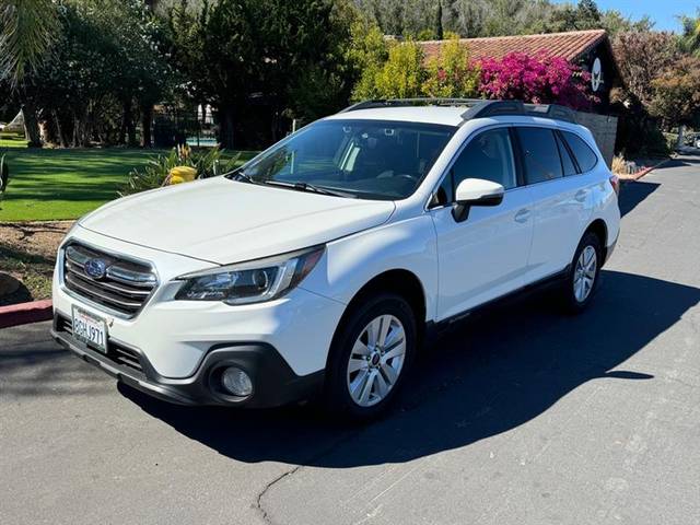 2019 Subaru Outback Premium AWD photo