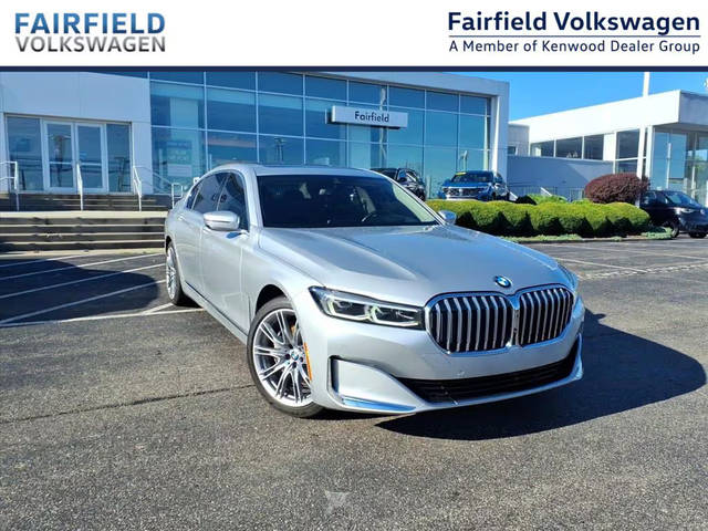 2020 BMW 7 Series 740i RWD photo