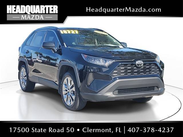 2019 Toyota RAV4 LE FWD photo