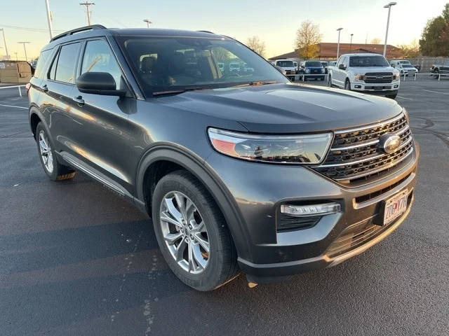 2020 Ford Explorer XLT 4WD photo