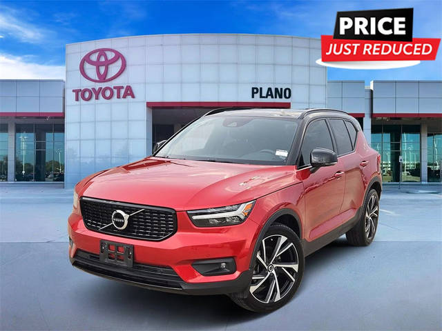 2020 Volvo XC40 R-Design AWD photo