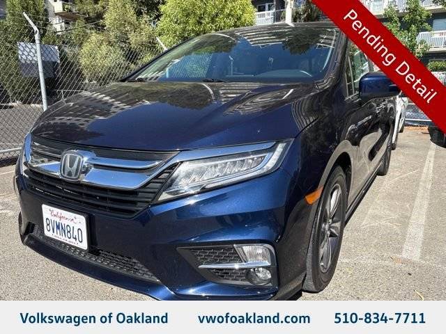 2020 Honda Odyssey Touring FWD photo