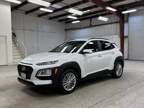 2020 Hyundai Kona SEL FWD photo