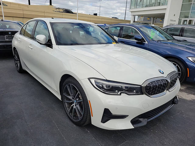 2019 BMW 3 Series 330i RWD photo