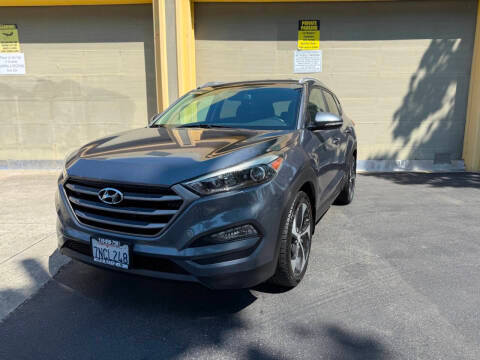 2016 Hyundai Tucson Sport FWD photo