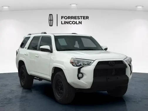 2019 Toyota 4Runner SR5 4WD photo