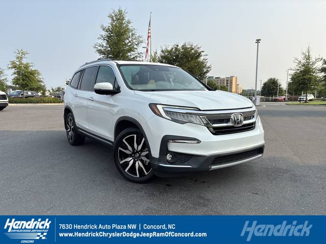 2020 Honda Pilot Touring 8-Passenger FWD photo