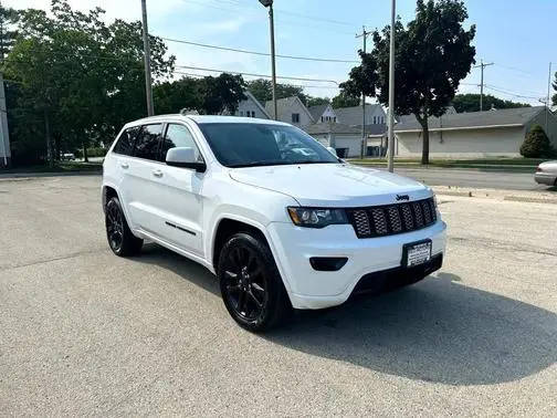 2020 Jeep Grand Cherokee Altitude 4WD photo