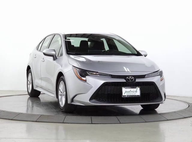 2020 Toyota Corolla LE FWD photo